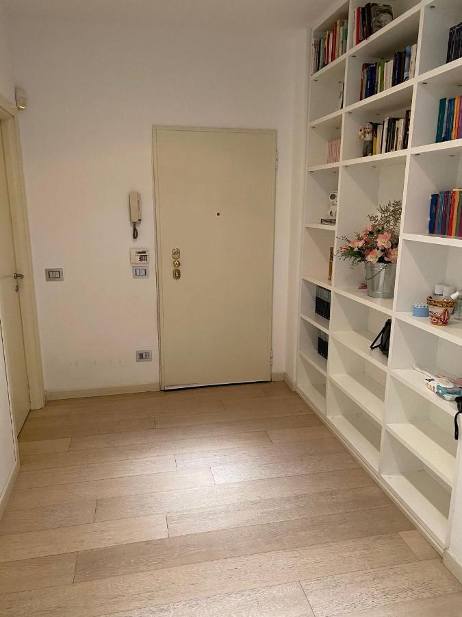 Lovely Apartment In The New Porta Nuova Area Milano Eksteriør bilde
