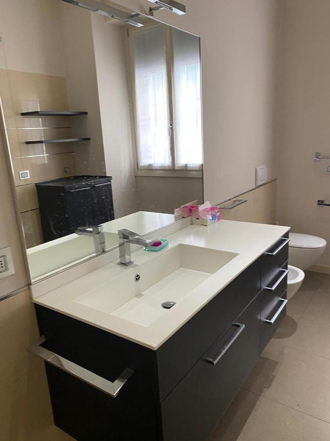 Lovely Apartment In The New Porta Nuova Area Milano Eksteriør bilde